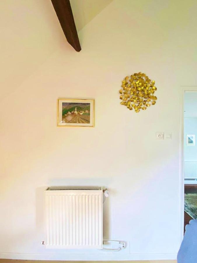 Appartement Charmant Orgnac-Sur-Vezere Avec Jardin Et Parking エクステリア 写真
