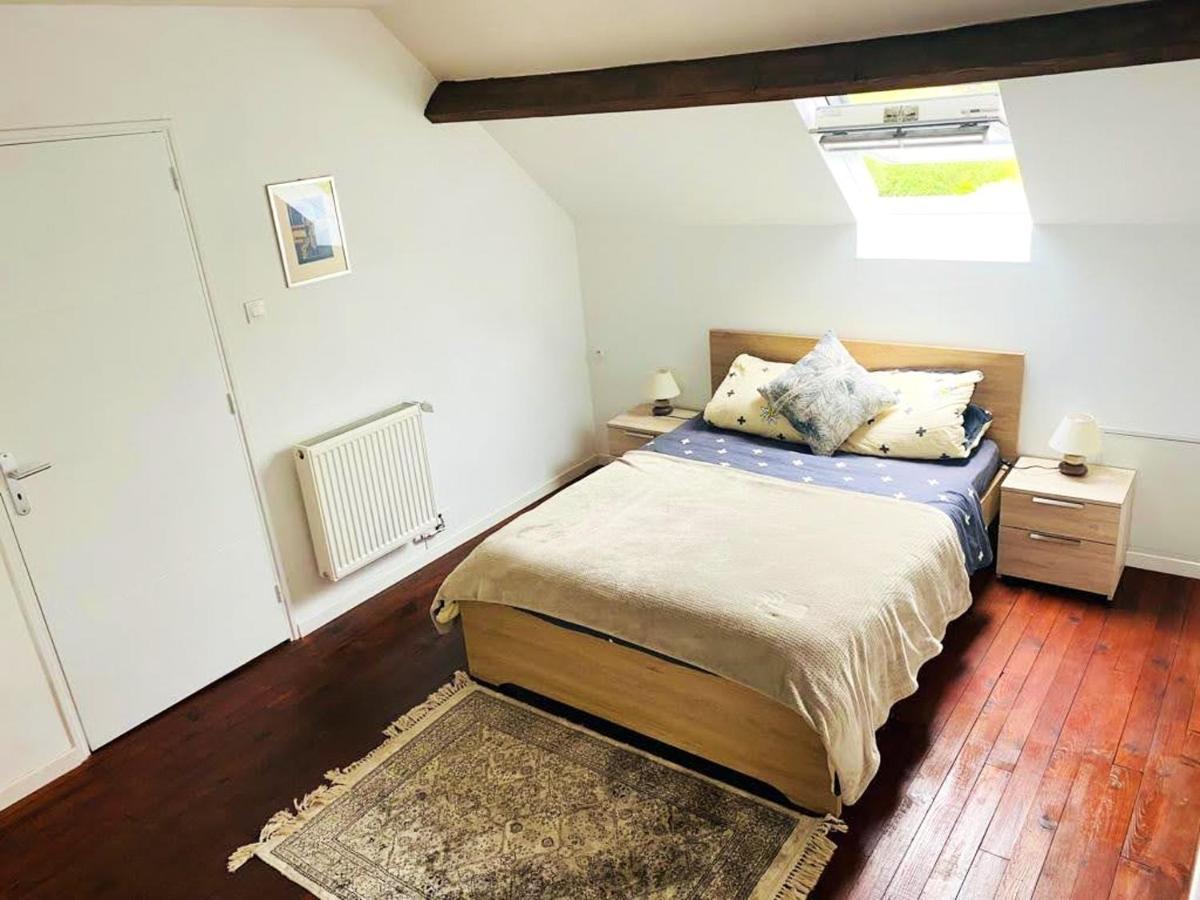 Appartement Charmant Orgnac-Sur-Vezere Avec Jardin Et Parking エクステリア 写真