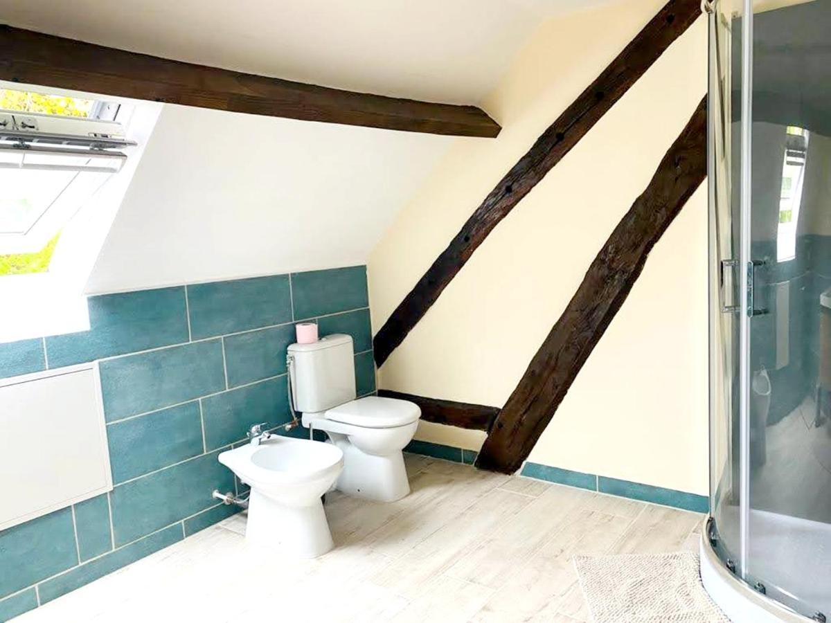 Appartement Charmant Orgnac-Sur-Vezere Avec Jardin Et Parking エクステリア 写真