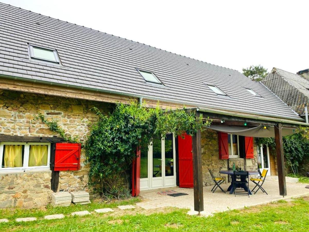 Appartement Charmant Orgnac-Sur-Vezere Avec Jardin Et Parking エクステリア 写真
