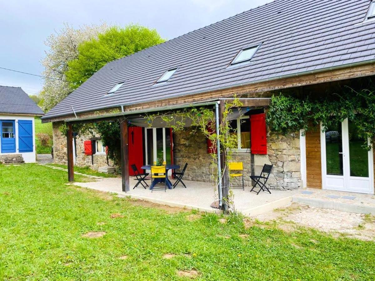 Appartement Charmant Orgnac-Sur-Vezere Avec Jardin Et Parking エクステリア 写真